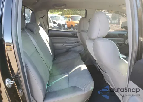 2015 Toyota Tacoma Double Cab z USA, uszkodzony, nr VIN 3TMLU4EN2FM190712